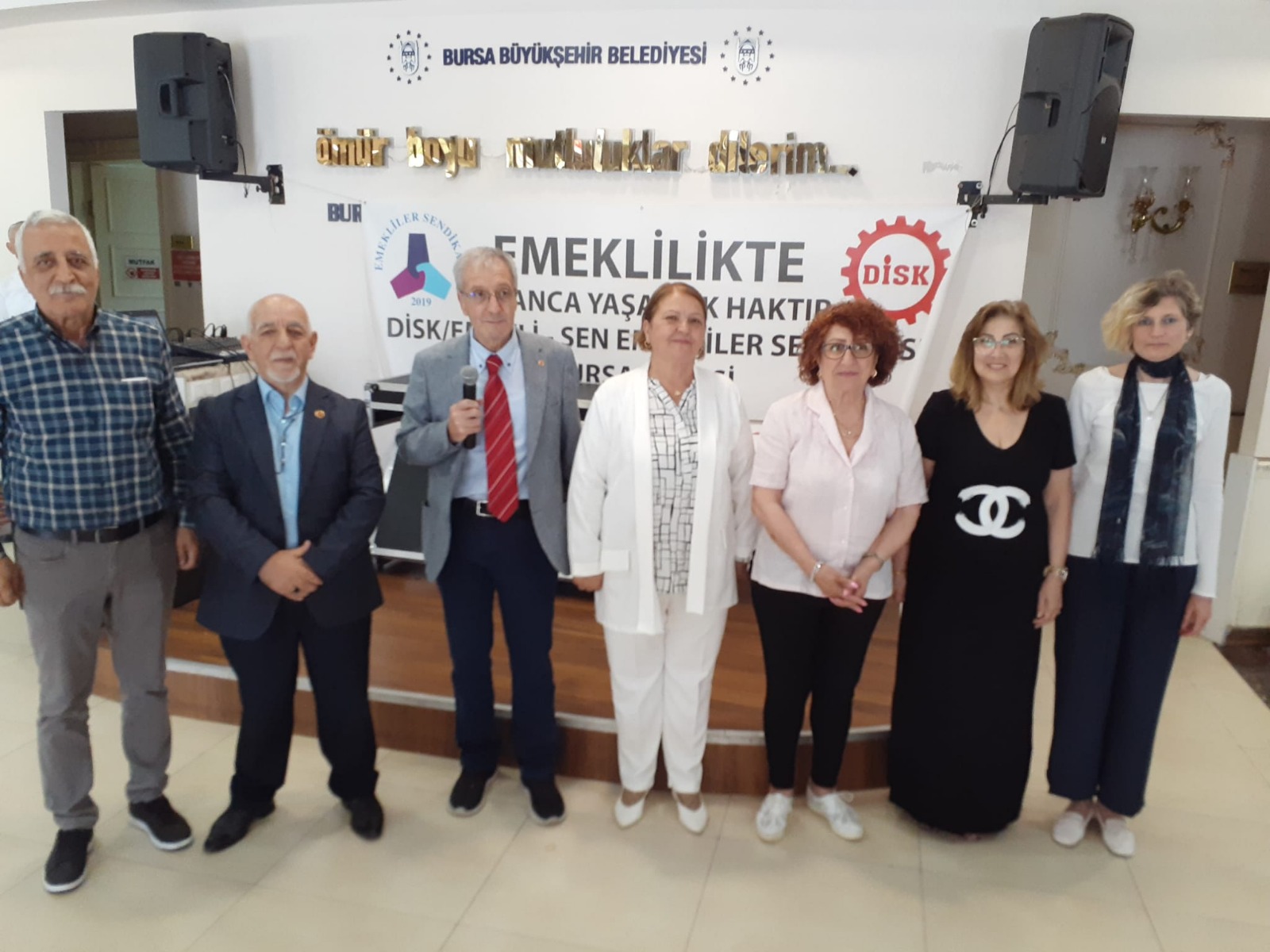 Bursalı Emekliler  ”Büyük Emekli Mitingi” öncesi Kahvaltıda Buluştular