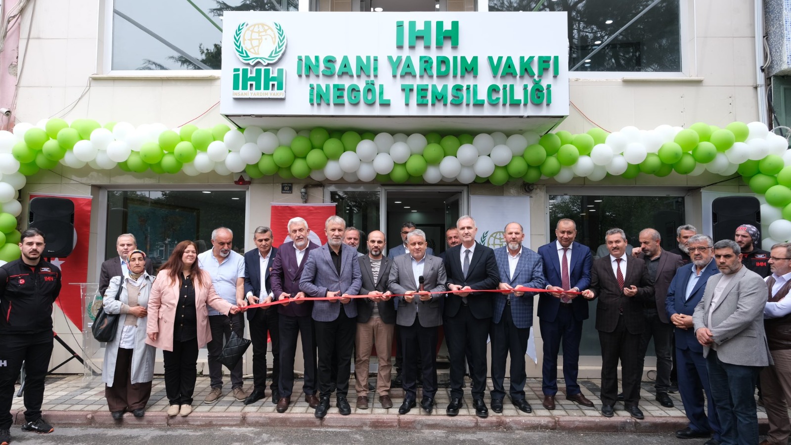 İHH İnsani Yardım Vakfı İnegöl İlçe Temsilciliği açılışı yapıldı