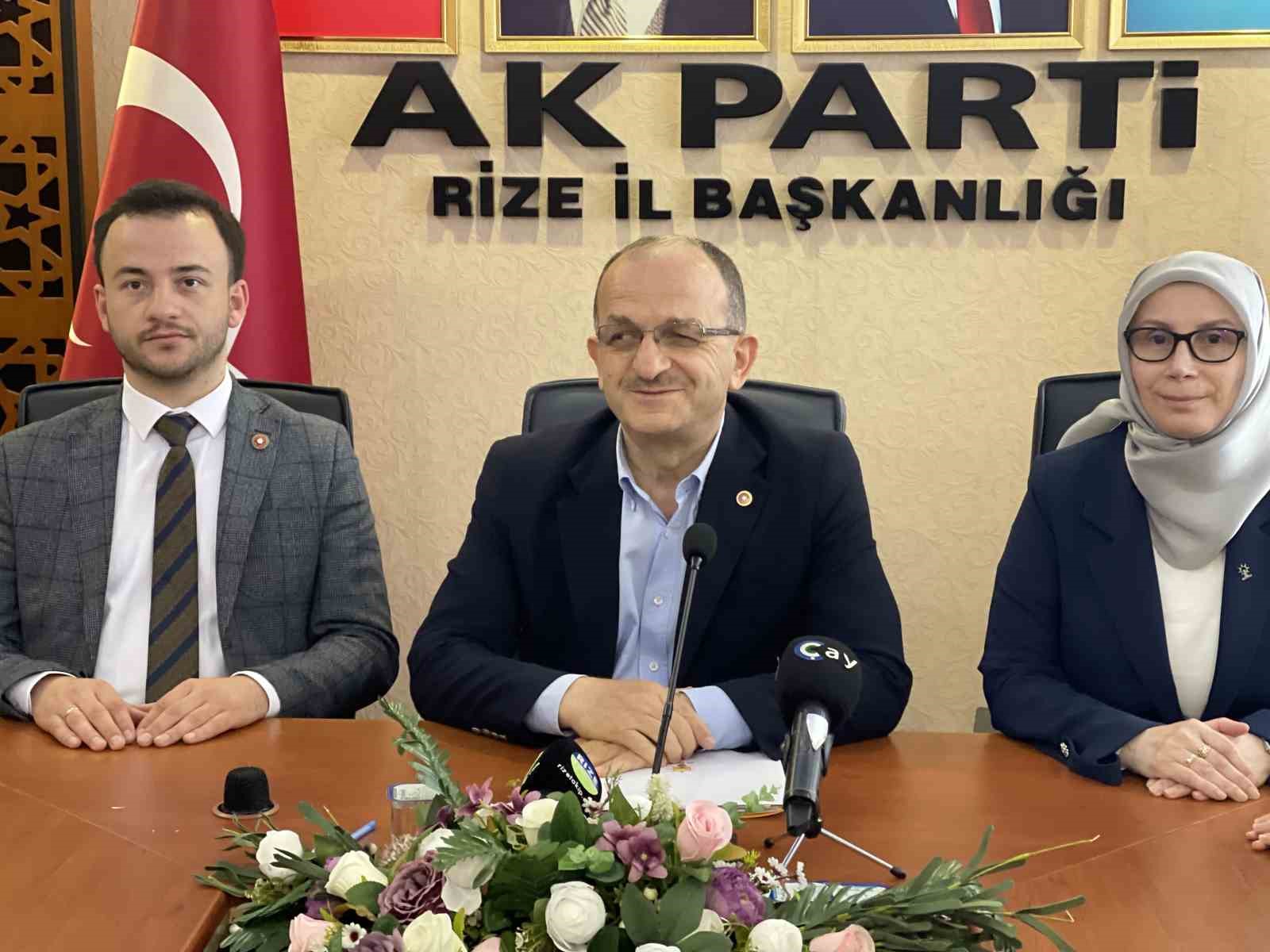 AK Parti Rize İl Başkanı Hikmet Ayar görevinden affını istedi