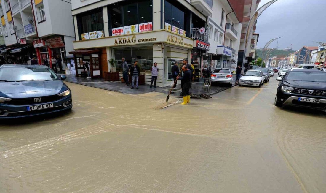 YOZGAT'IN AKDAĞMADENİ İLÇESİNDE SAĞANAK