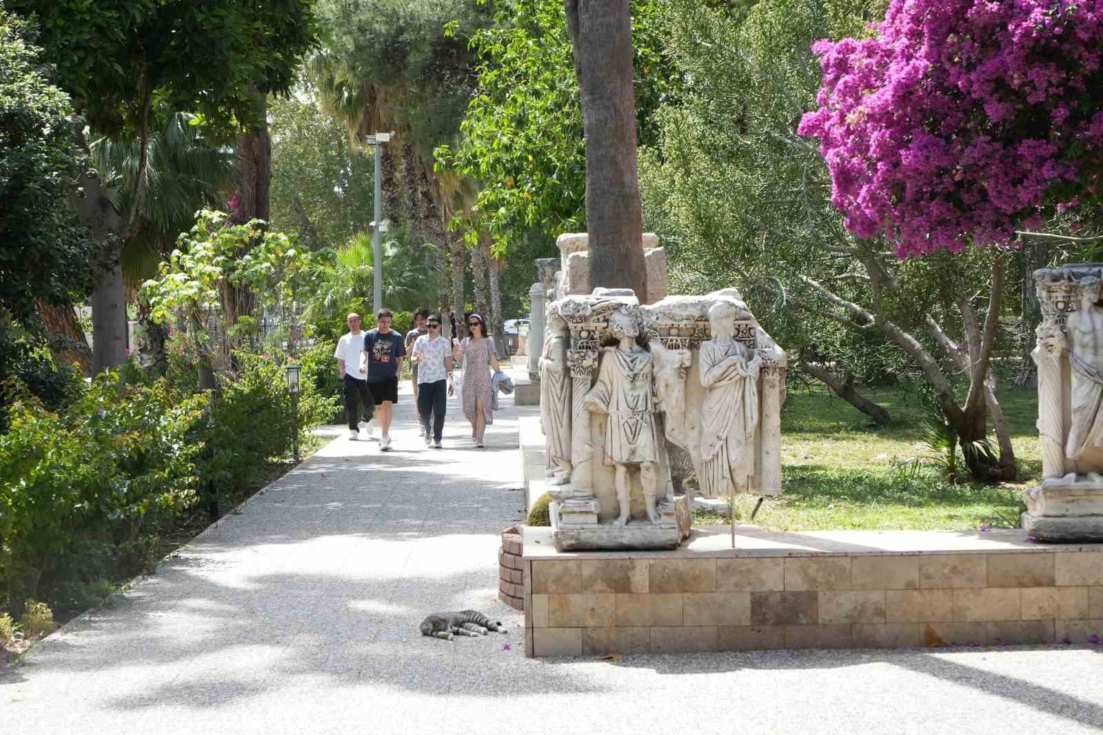 Antalya’da ’Müzeler Günü’nde ziyaretçi birincisi Olympos Antik Kenti oldu