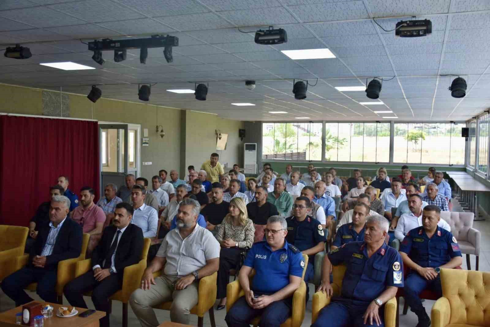 Buharkent’te AFAD Bilgilendirme toplantısı gerçekleştirildi