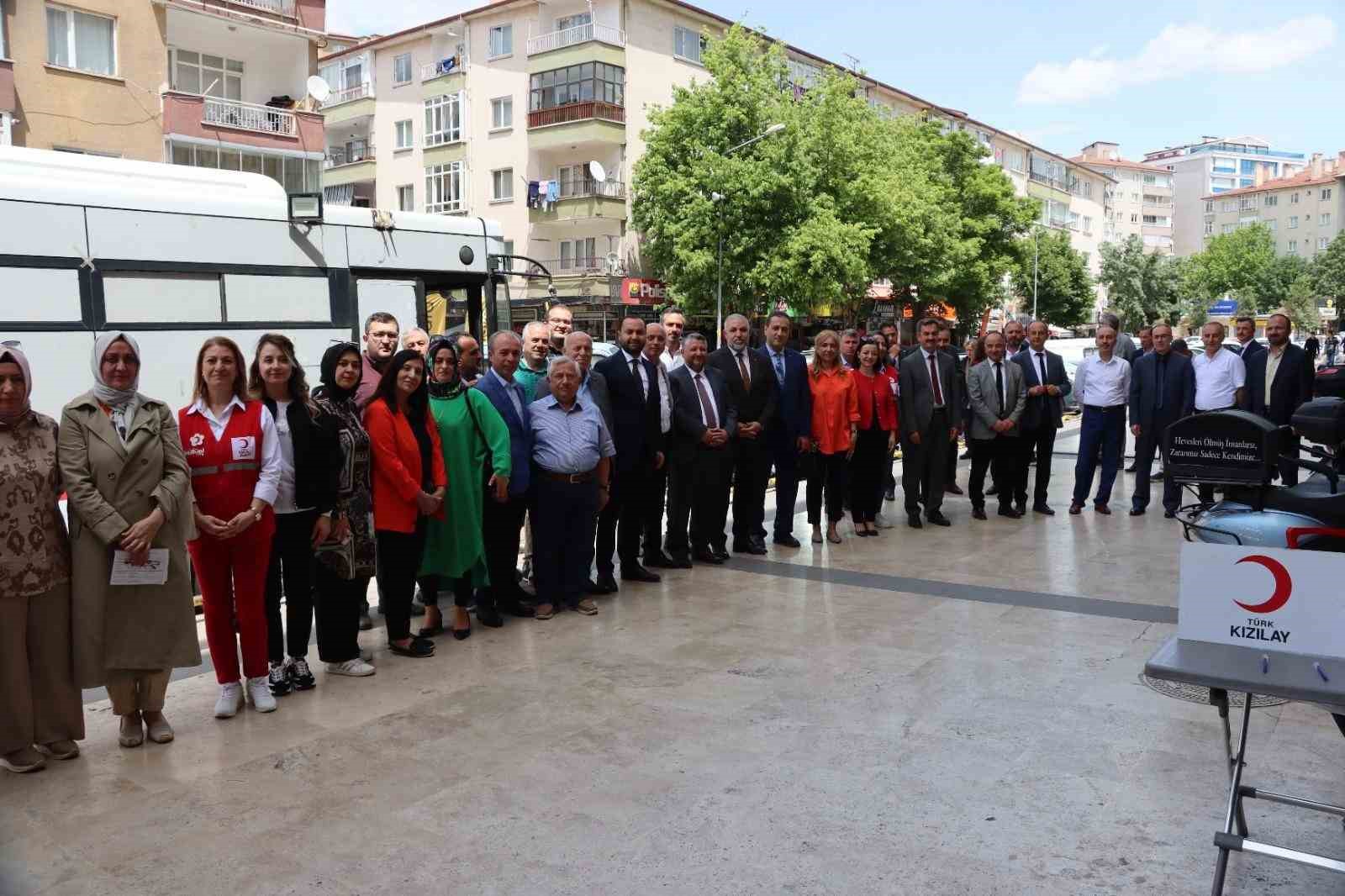 Çankırı’da kan bağışı etkinliğine yoğun ilgi