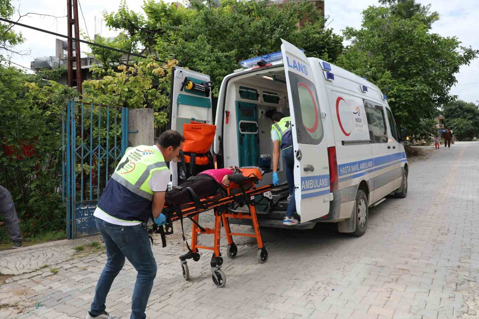 Hatay Büyükşehir Belediyesi’nden evden hastaneye ulaşım hizmeti