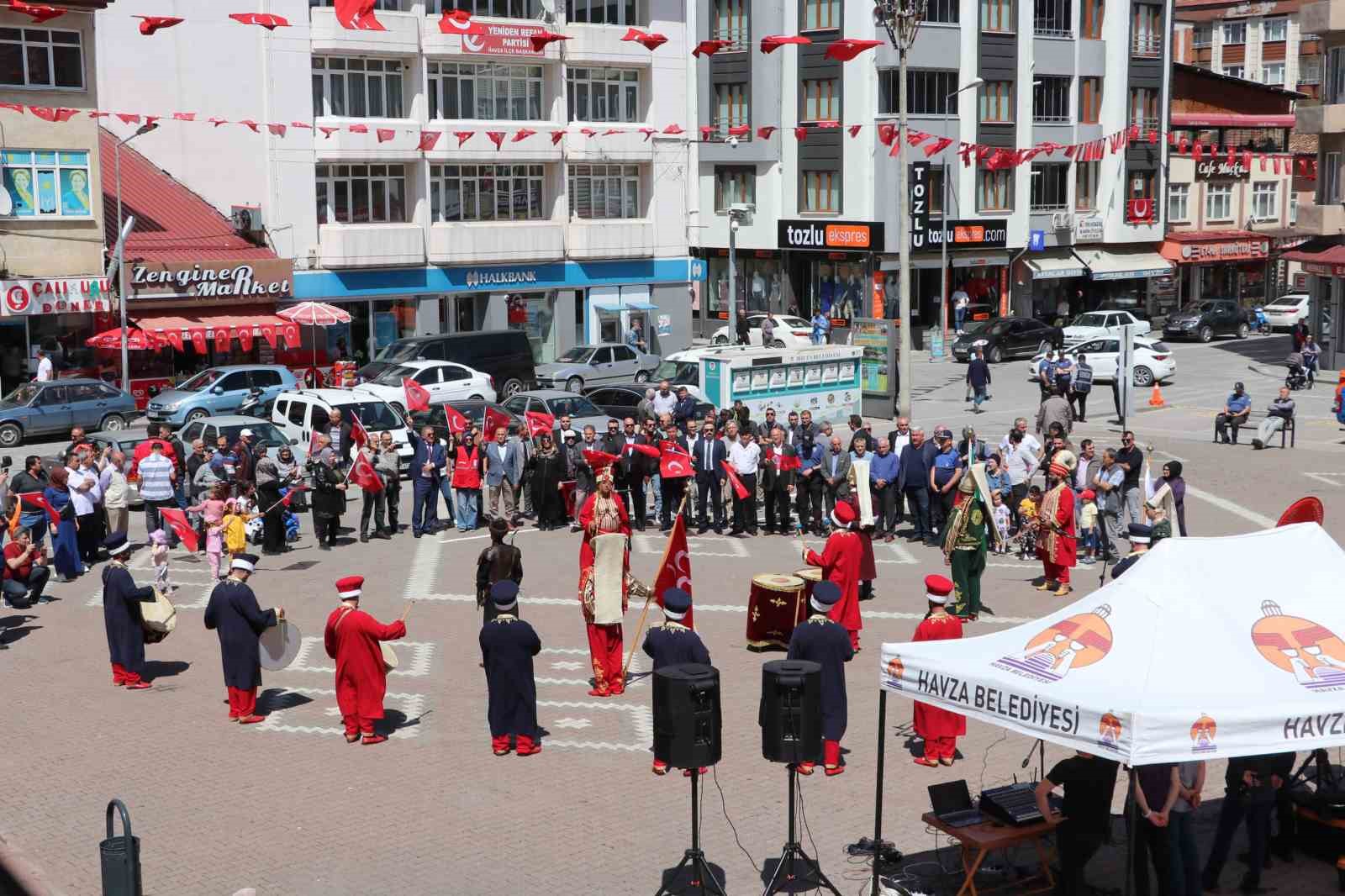 Havza’da festival mehterli festival yürüyüşü ile başladı