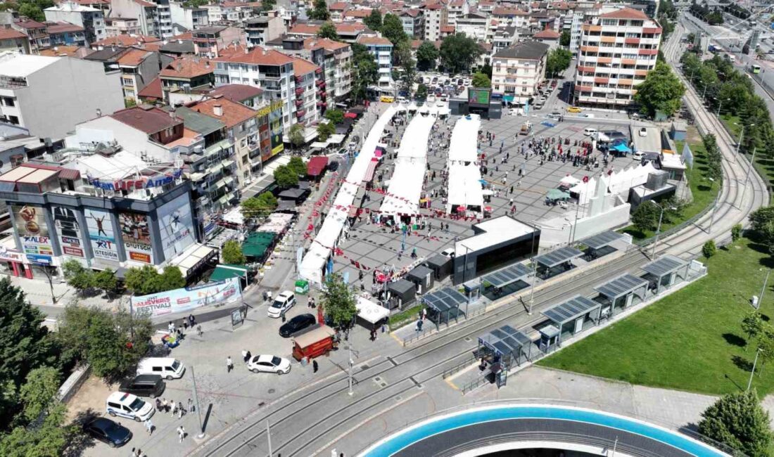 KOCAELİ'DE DÜZENLENEN ALIŞVERİŞ FESTİVALİ