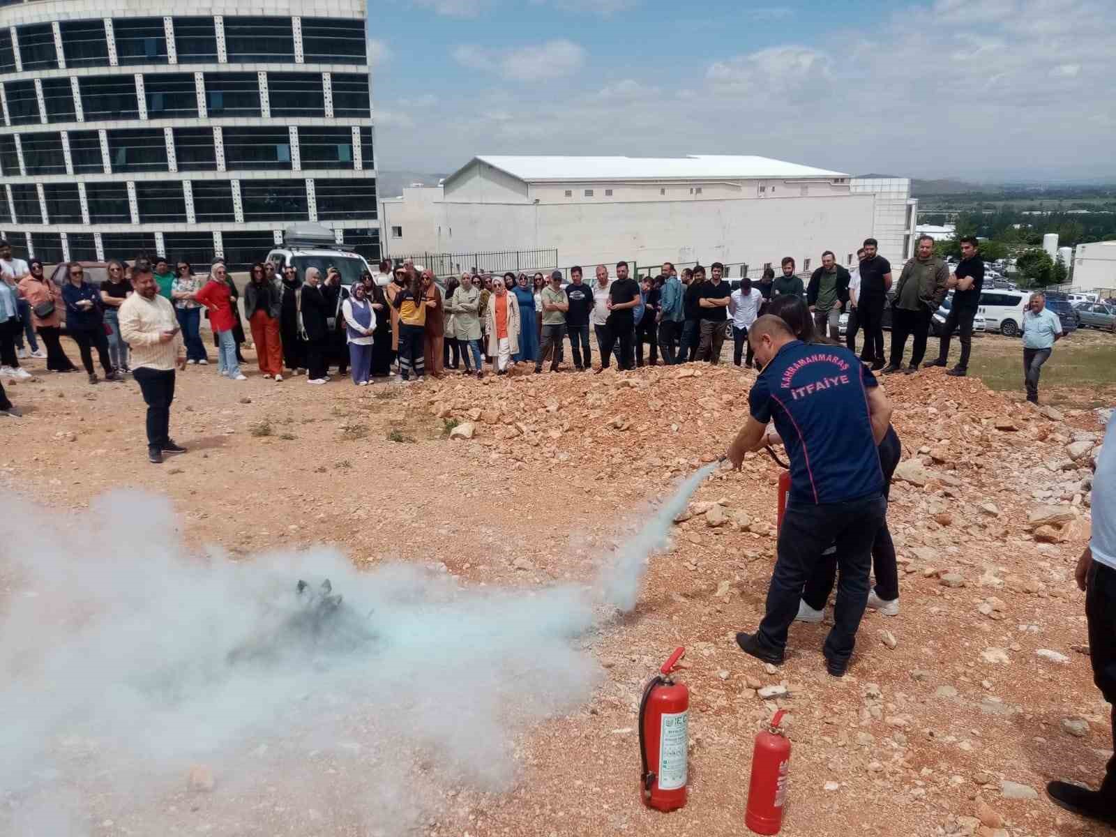 Kahramanmaraş itfaiyesinden yangın ve arama kurtarma tatbikatı