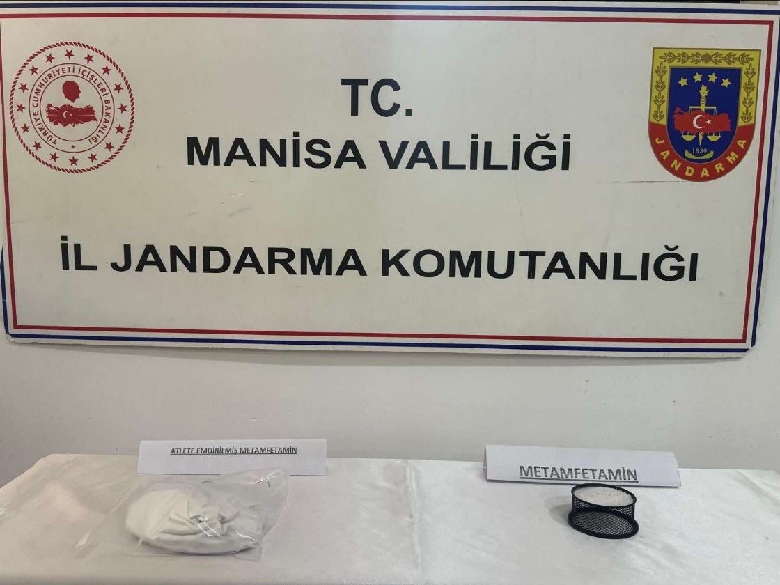 Manisa jandarmasından uyuşturucu operasyonu