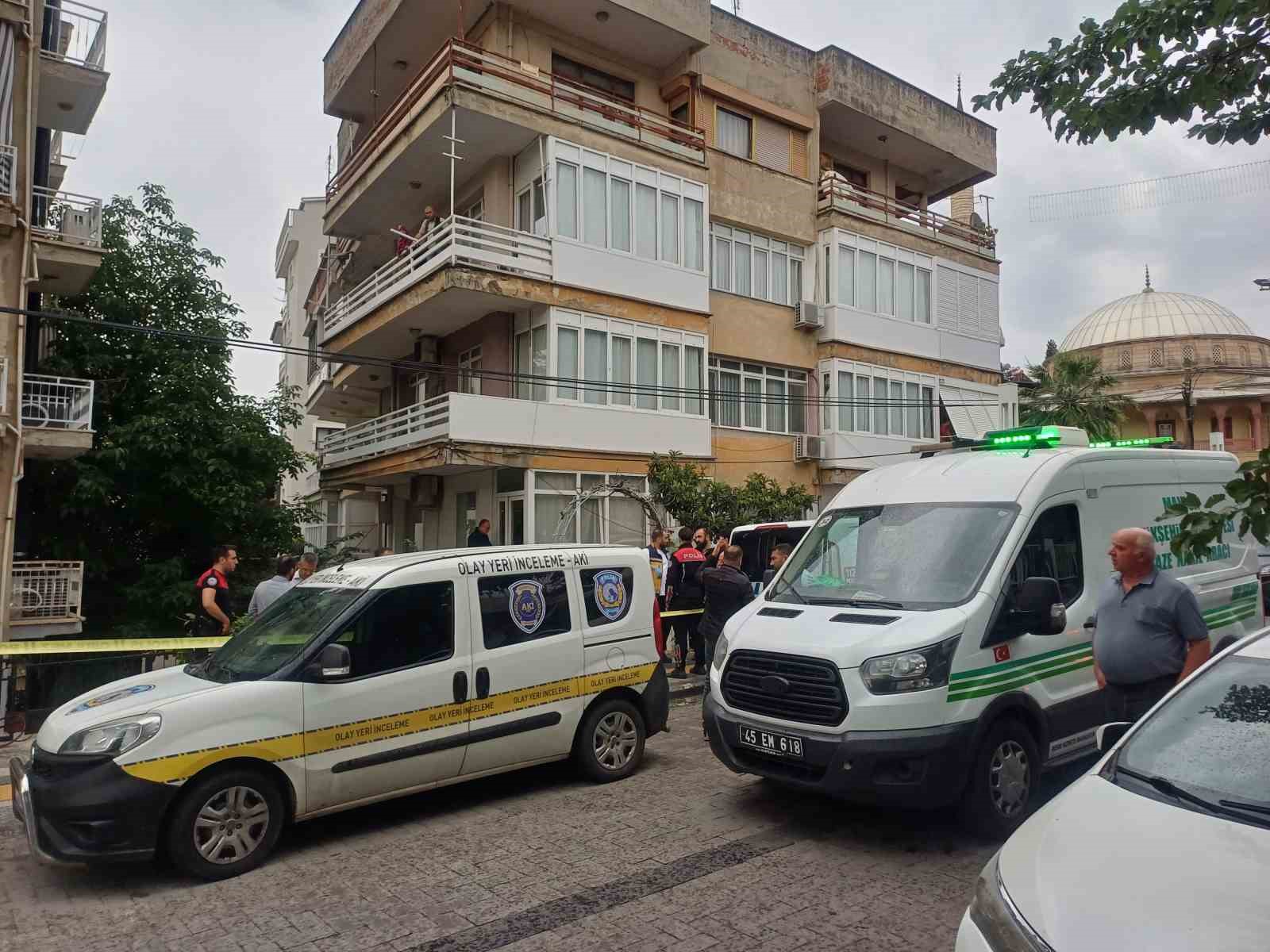 Manisa’da vahşi cinayet: Eski eşi, kayınvalidesi ve kayınbiraderini öldürdü