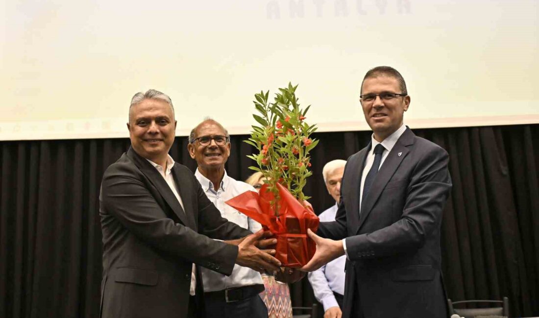 ANTALYA’DA MURATPAŞA BELEDİYE BAŞKANI