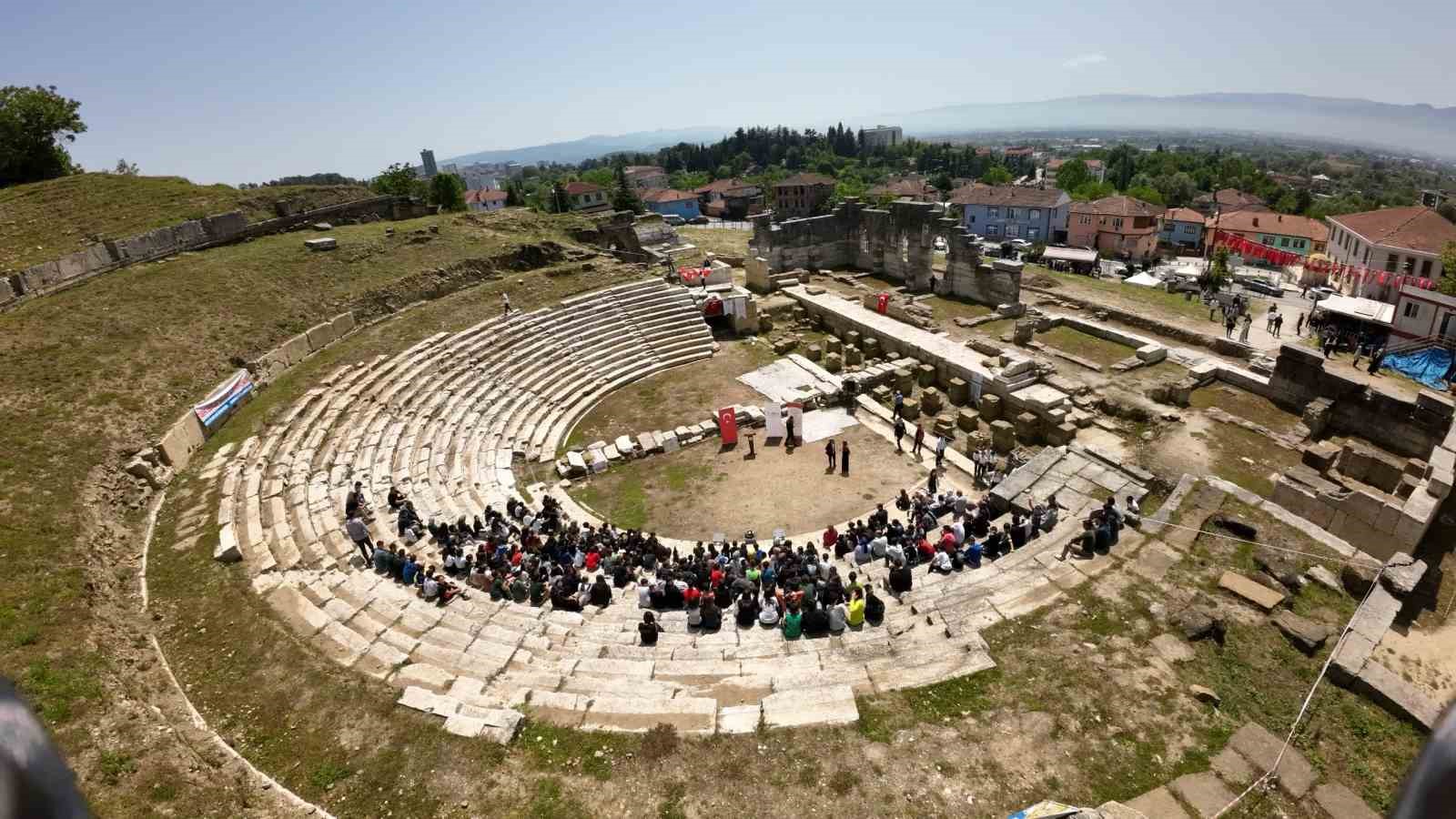 Müzeler Haftası Antik Tiyatro’da kutlandı