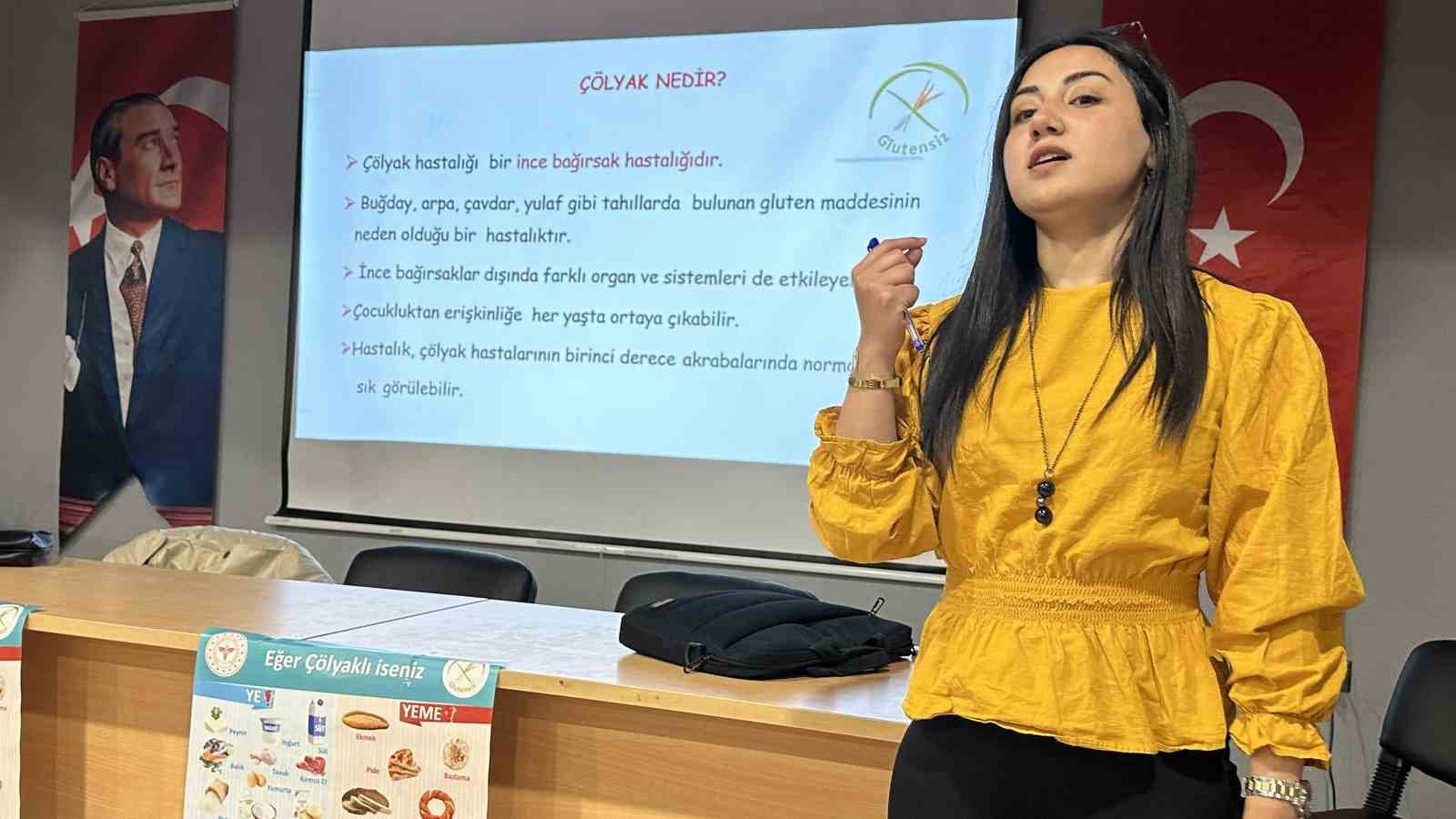 Öğrencilere çölyak hastalığı anlatılarak glutensiz yiyecekler ikram edildi