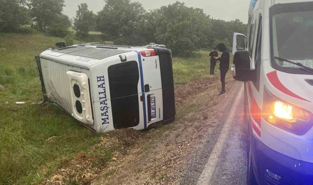 AFYONKARAHİSAR'DA SERA İŞÇİSİ KADINLARI