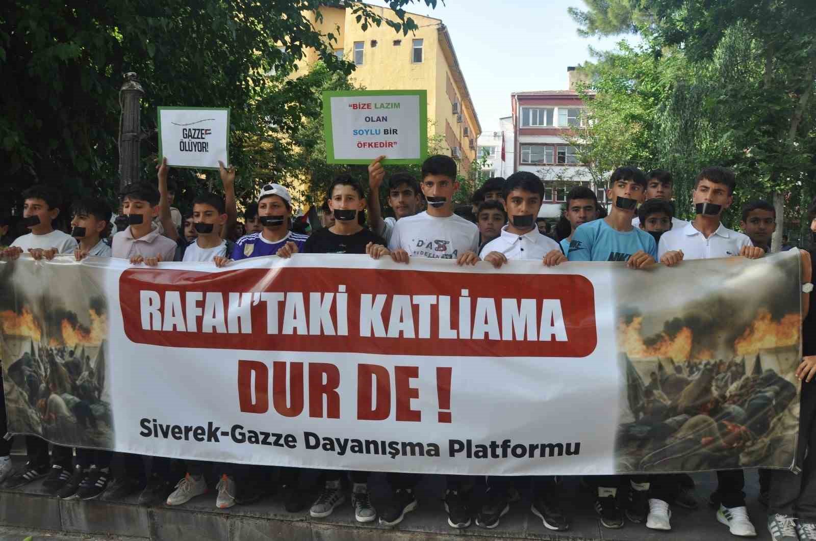 Siverek’te sesiz yürüyüşle İsrail protesto edildi