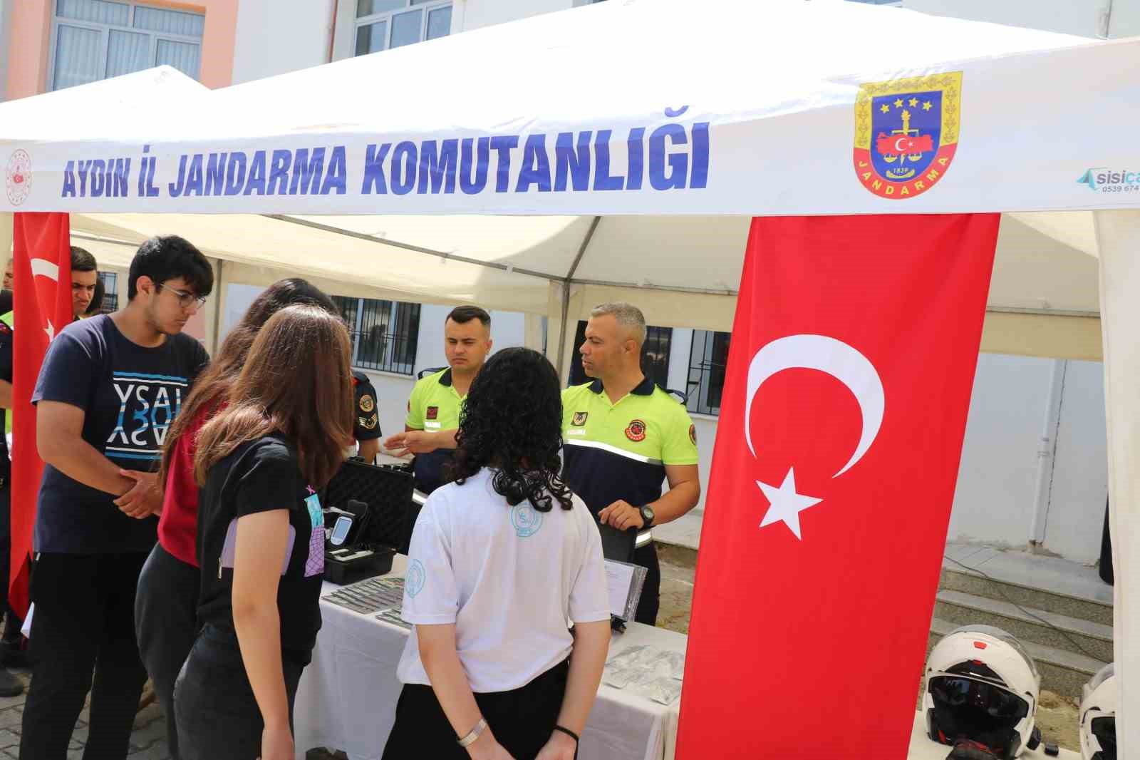 Söke’de öğrencilere jandarma tanıtıldı