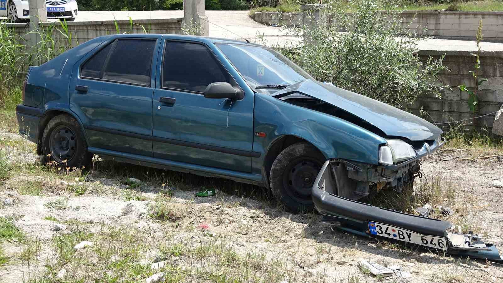 Tavşanlı’da bir kişinin yaralandığı trafik kazası kamerada