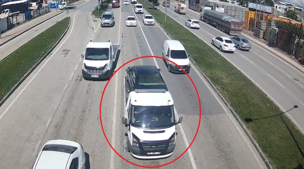 Şeytanın aklına gelmezdi..Mercedes’i çekiciyle çaldılar