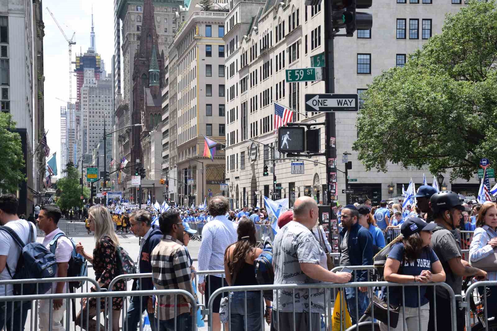 ABD’de “İsrail Günü” yürüyüşüne 60 bin kişi katıldı