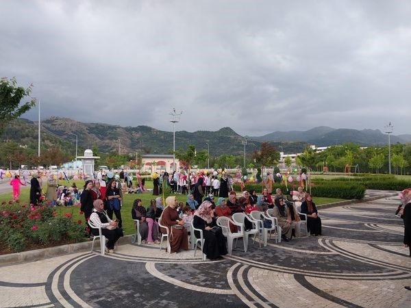 AFYONKARAHİSAR’DA ‘GENÇ GÖNÜLLÜLER ÇOCUK