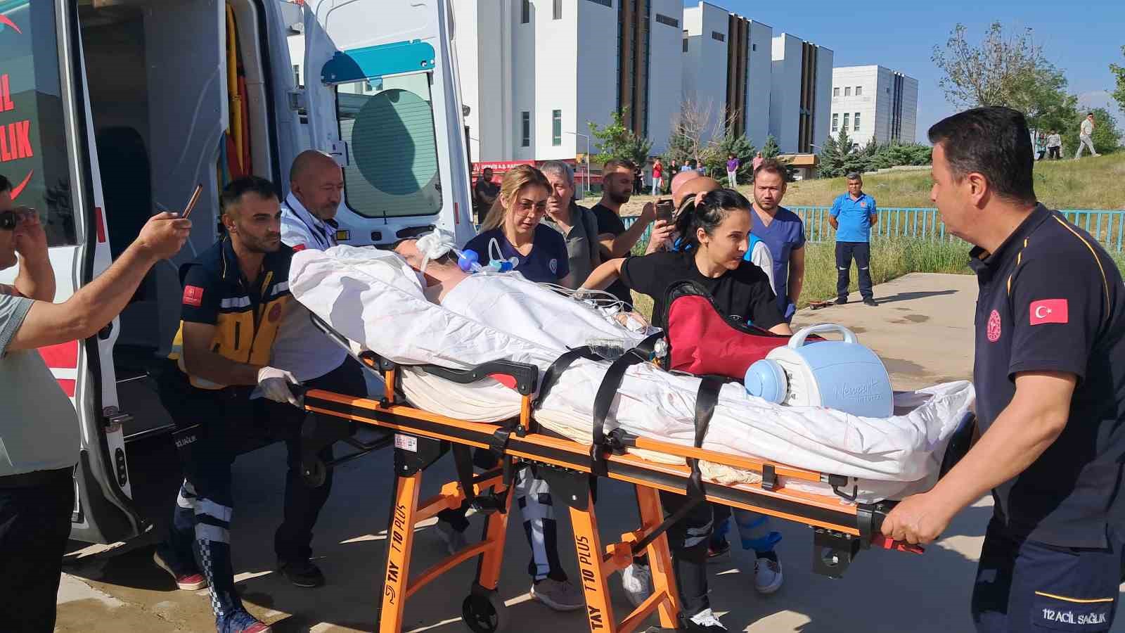 Ambulans helikopter KOAH hastası için Karaman’dan Ankara’ya havalandı