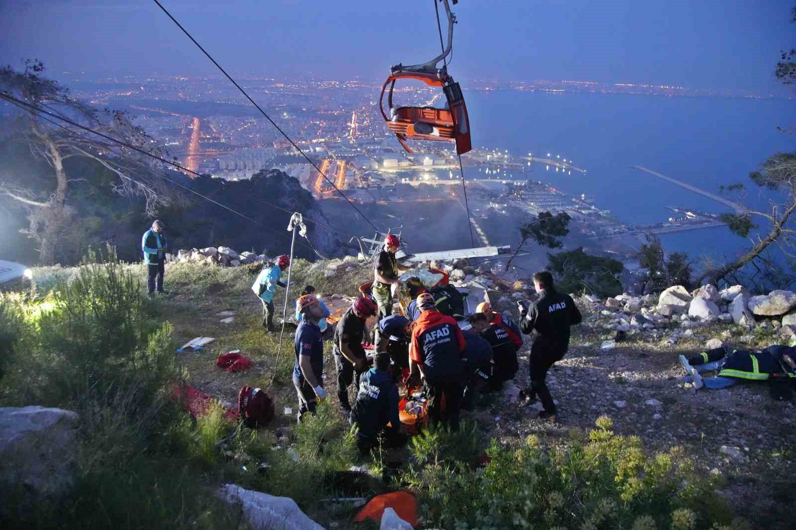 Antalya’da 12 kişinin yargılandığı teleferik kazasının ilk duruşması başladı