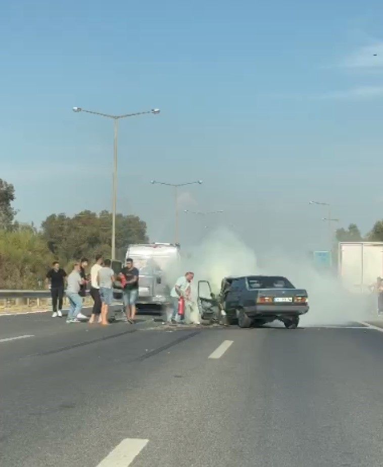 Aydın-İzmir Otoyolu’nda trafik kazası: 1 ölü, 2 yaralı