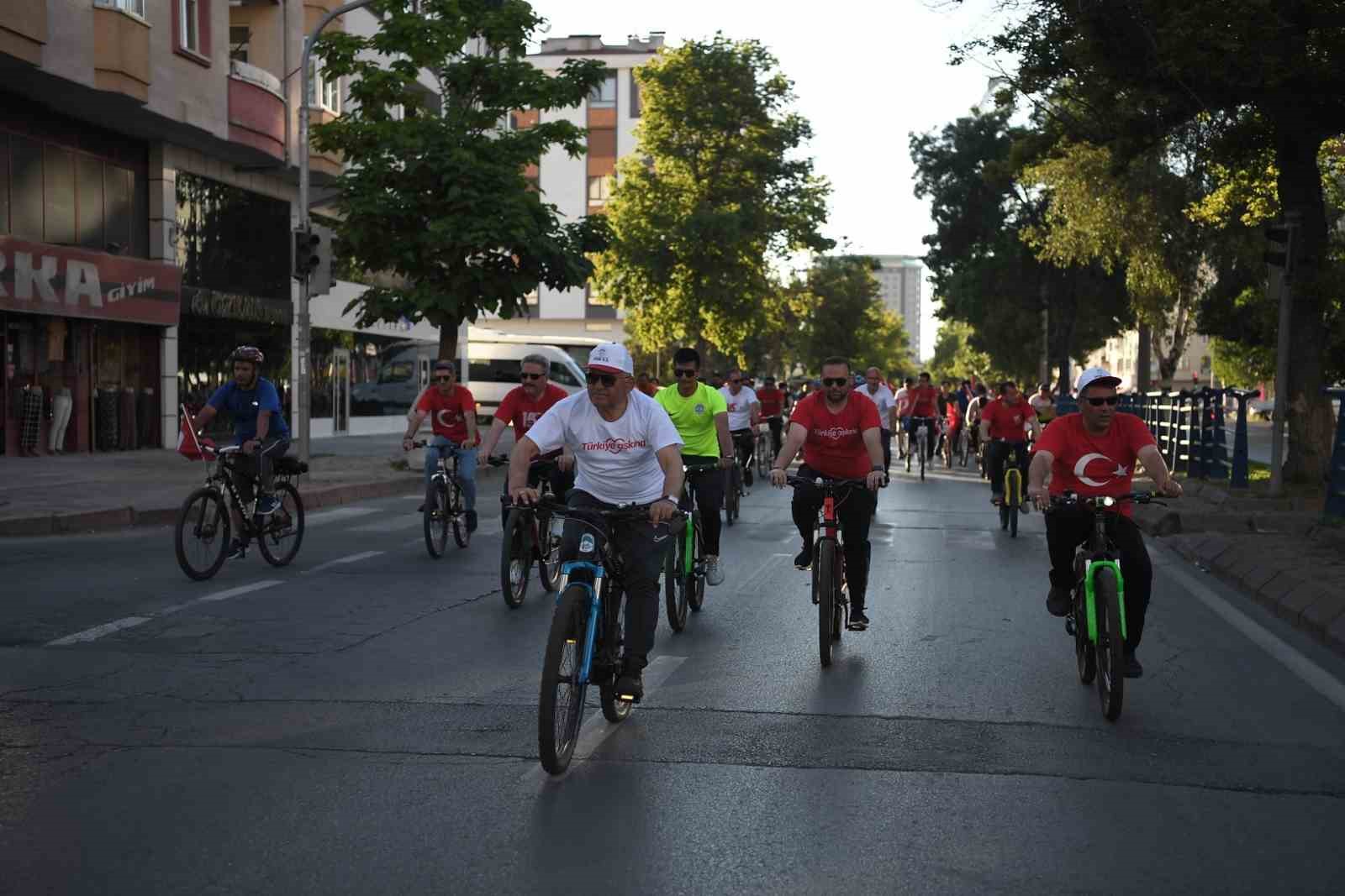 Başkan Büyükkılıç: “Bisiklet kullanımı teşvikinde Türkiye’ye örnek oluyoruz”