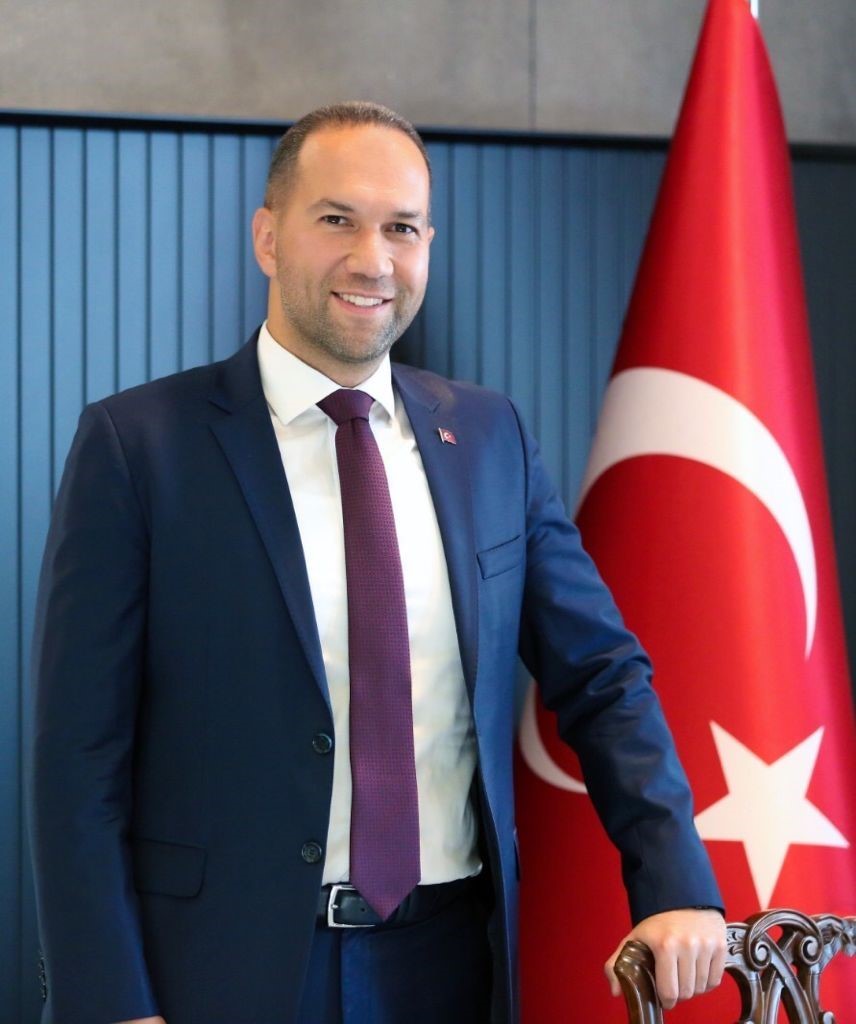 Başkan Özdemir: “Türk Kızılay hem savaşta hem barışta yardıma koşmaya devam ediyor”