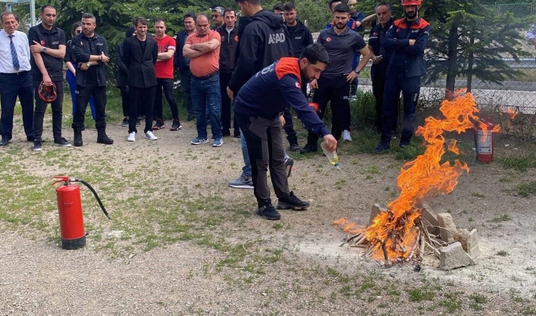 BAYBURT'TA TAHLİYE VE YANGIN