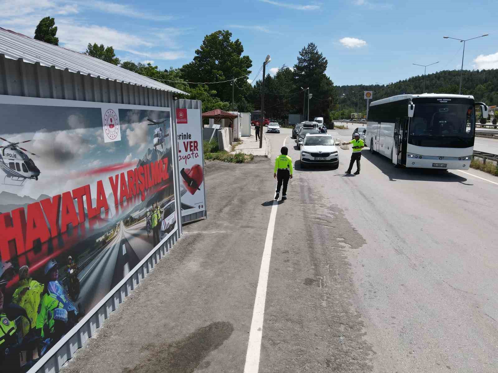 Bayram trafiğine “Yaşam Tüneli” molası