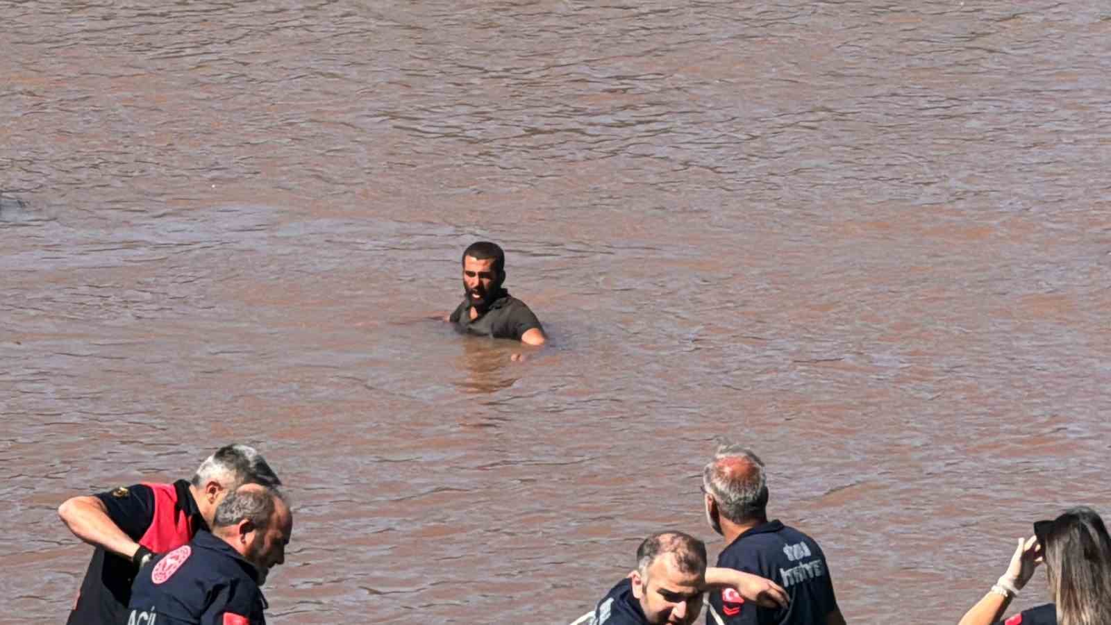 Bindiği at kaçırdı, Kızılırmak’ta boğulmaktan son anda kurtarıldı