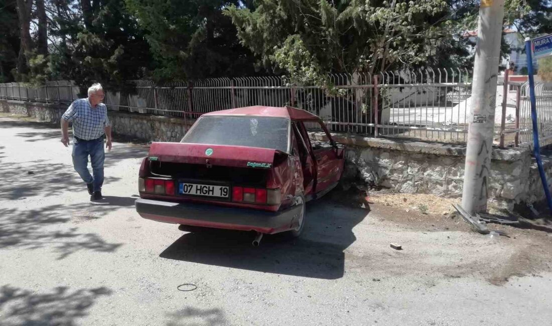 BURDUR’DA KONTROLSÜZ ŞEKİLDE KAVŞAĞA