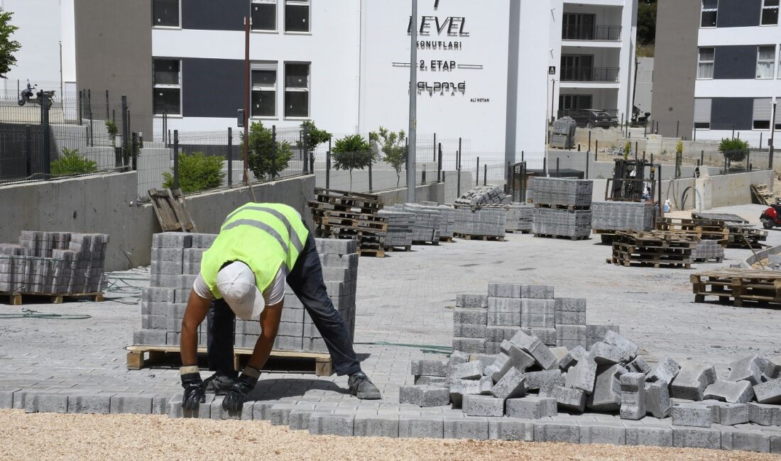 DEĞİRMENDERE MAHALLESİ YENİ YOLLARINA