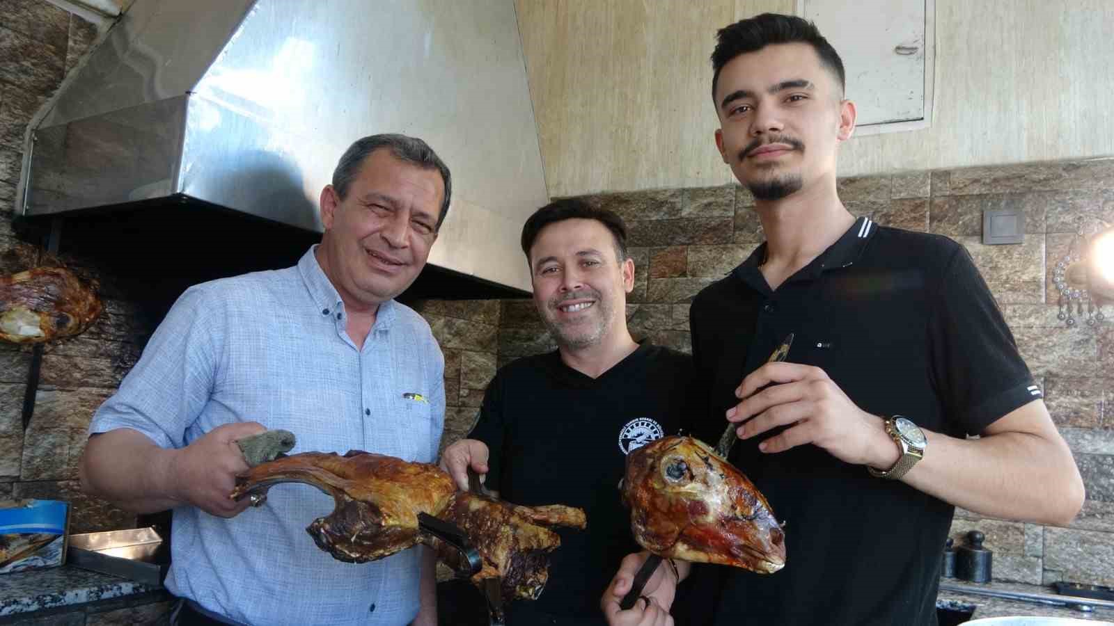 Denizli Tandır Kebabının ustaları fast food tüketimine karşı uyardı