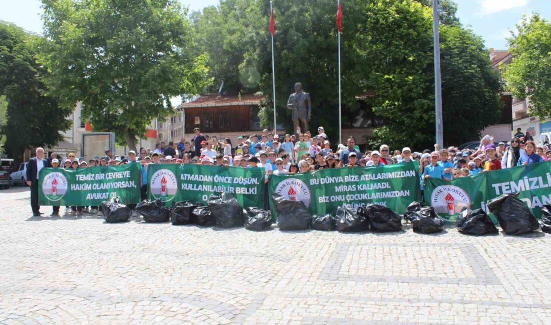 DOMANİÇ'TE İLKOKUL ÖĞRENCİLERİNİN 