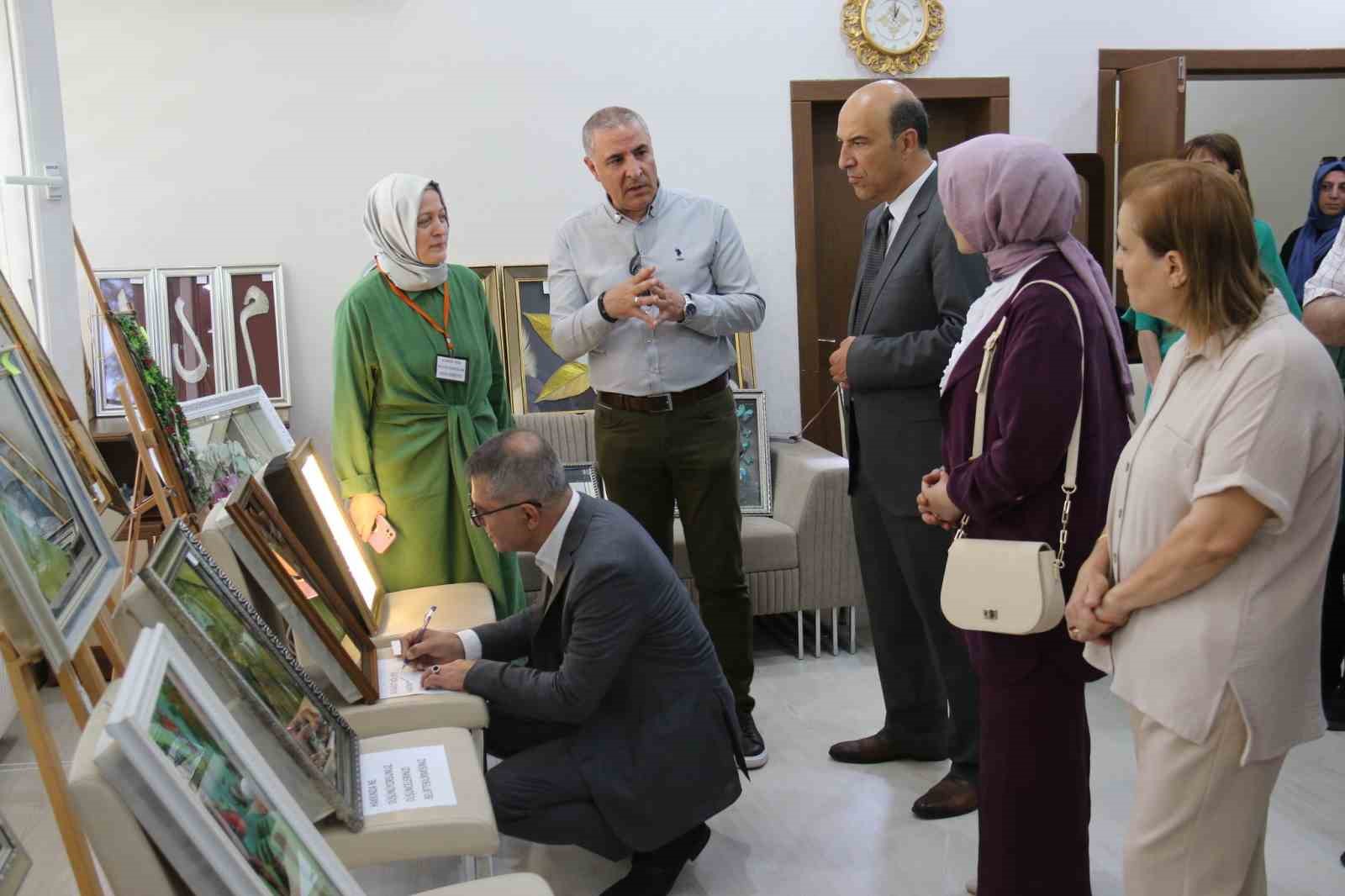 Elazığ’da el sanatları sergisi açıldı