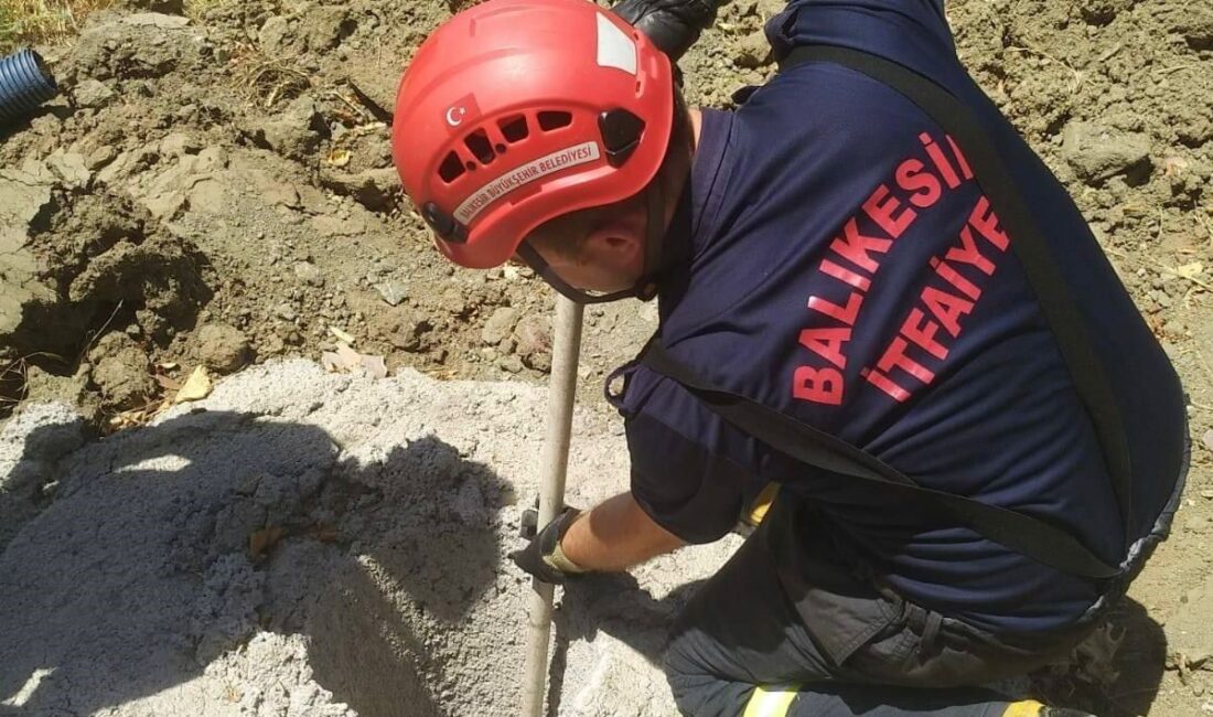 ERDEK’TE ÇUKURA DÜŞEN YAVRU