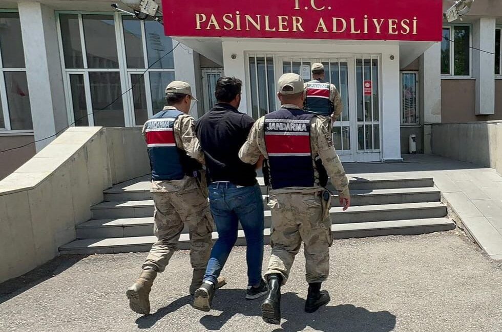 ERZURUM’DA EŞİNİ ÖLDÜRME SUÇUNDAN