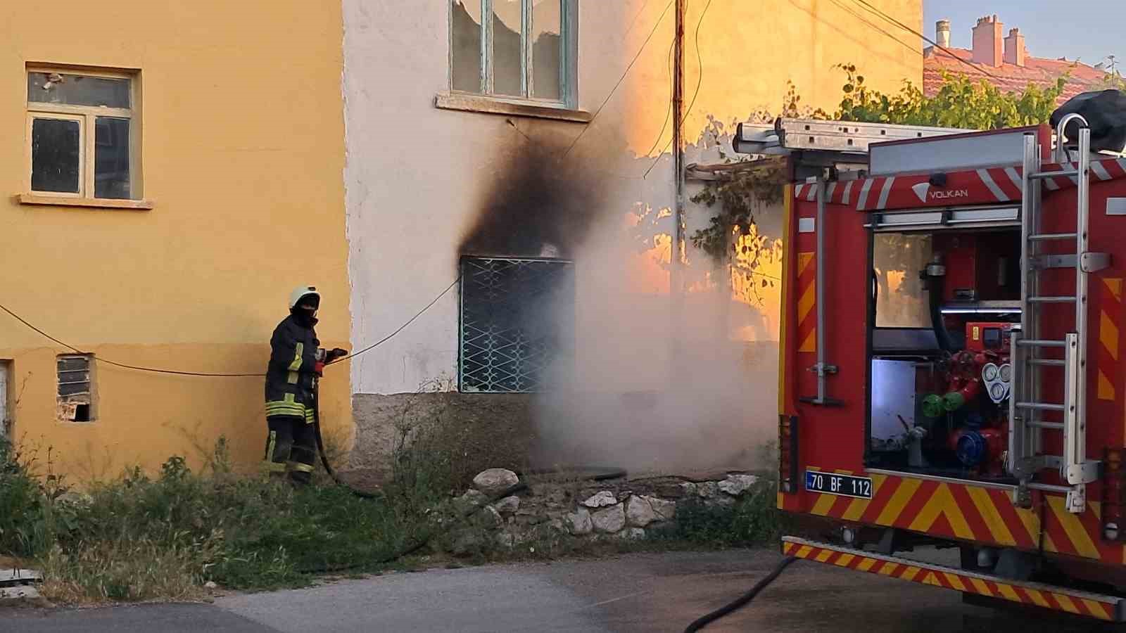 Ev sahibine kızan öfkeli kiracı evi ateşe verdi