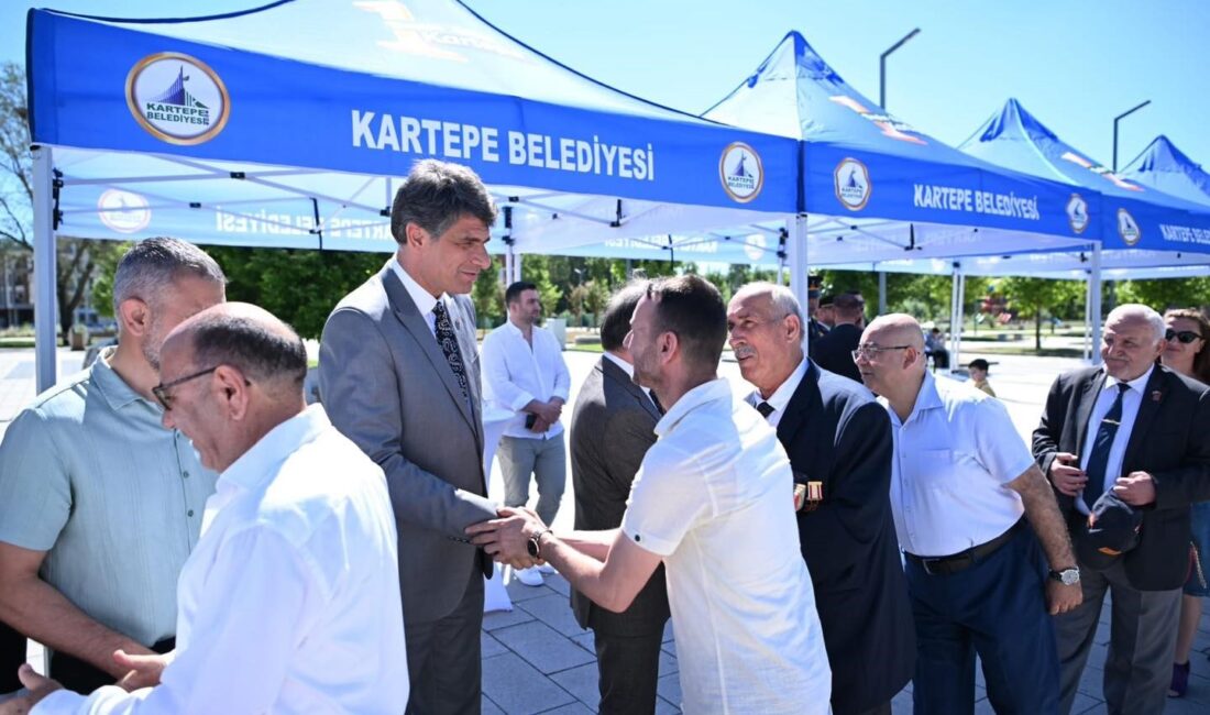 KARTEPE’DE GELENEKSEL İLÇE BAYRAMLAŞMASI