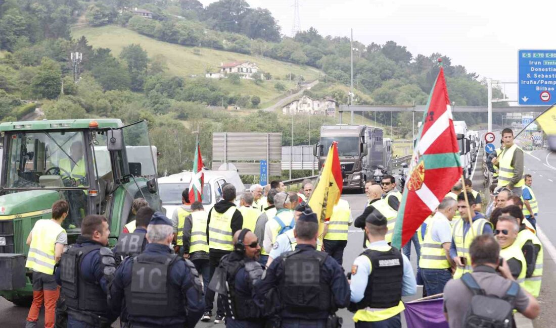 FRANSIZ VE İSPANYOL ÇİFTÇİLER