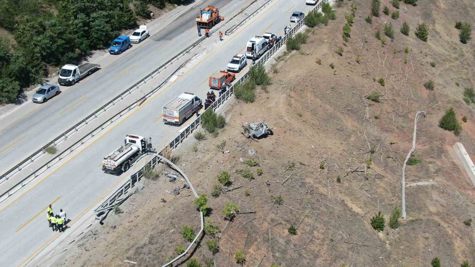 Freni boşalan tır dehşet saçtı: 1 ölü, 1 yaralı