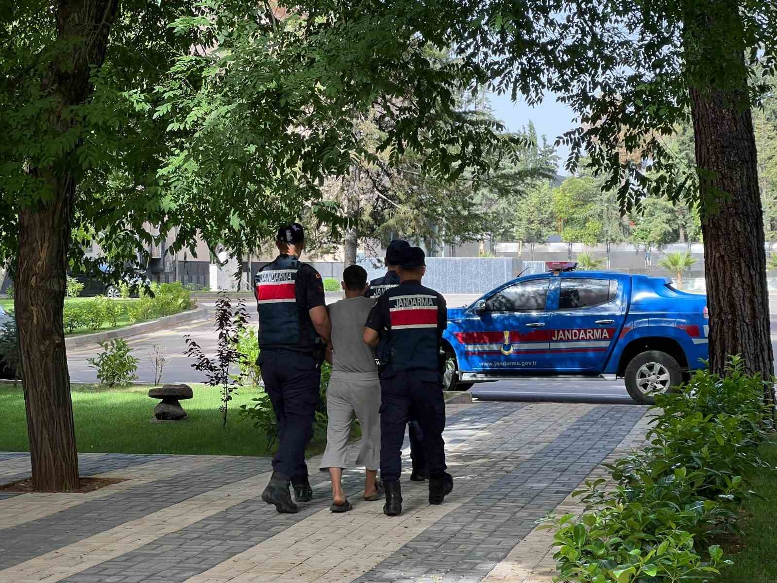 Gaziantep’te DEAŞ silahlı terör örgütü üyesi yakalandı