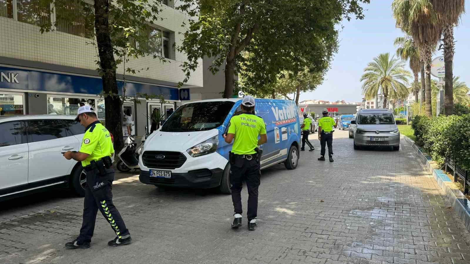 Gazipaşa’da cam filmi denetimi yapıldı