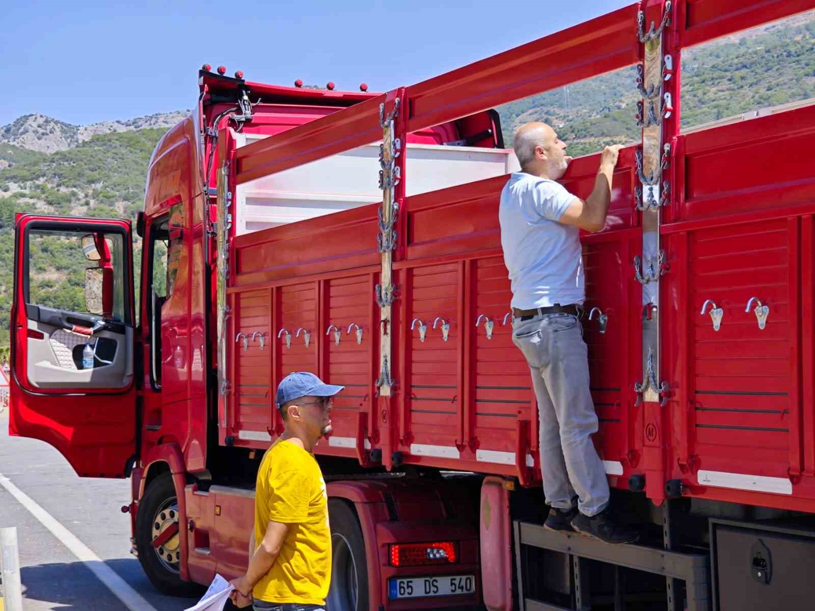 Gazipaşa’da kurbanlıklar denetlendi