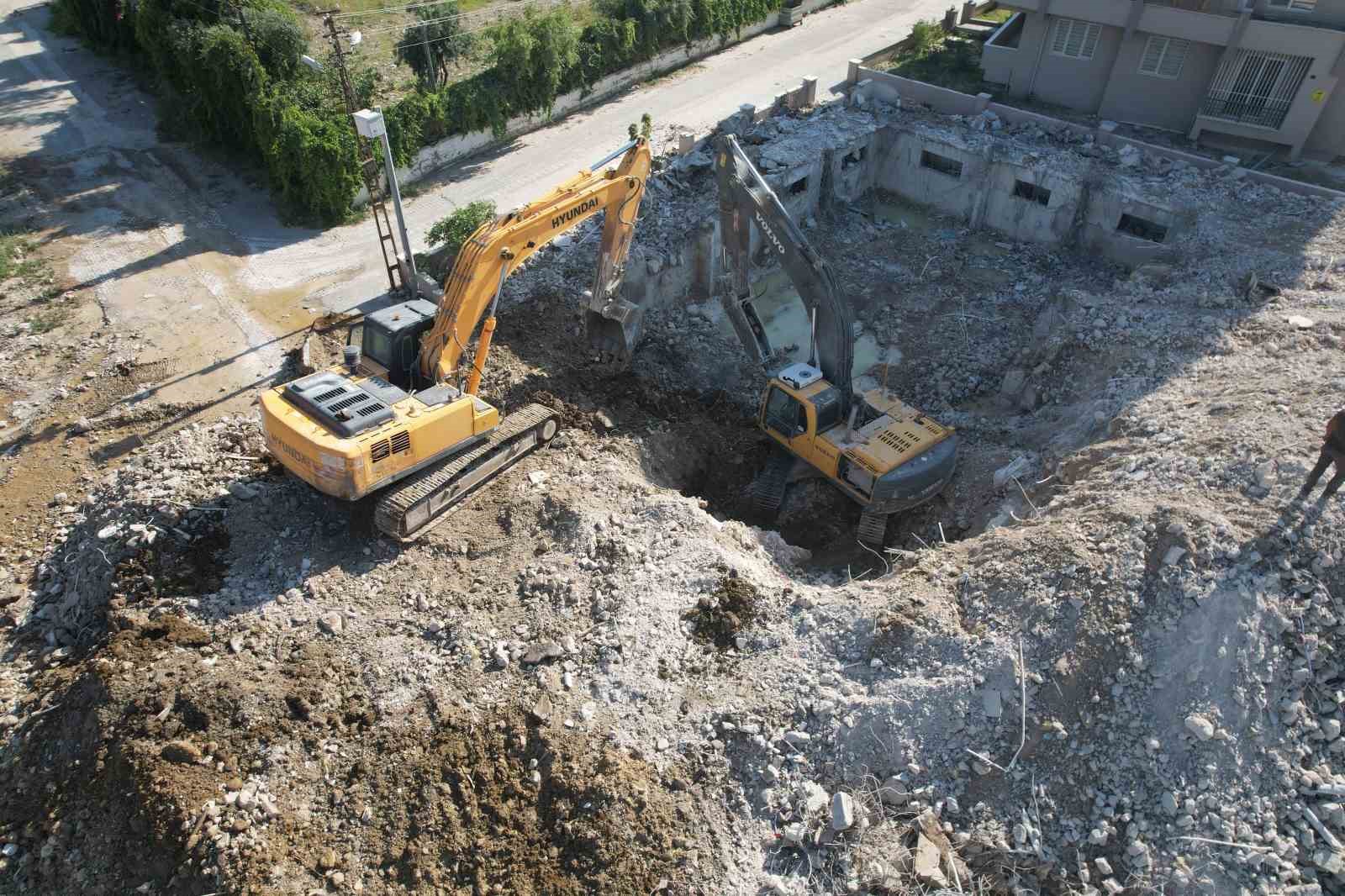 ASRIN FELAKETİ SONRASI İŞ YOĞUNLUĞUNUN ARTTIĞI HAFRİYAT SEKTÖRÜNDE POPÜLER MESLEK