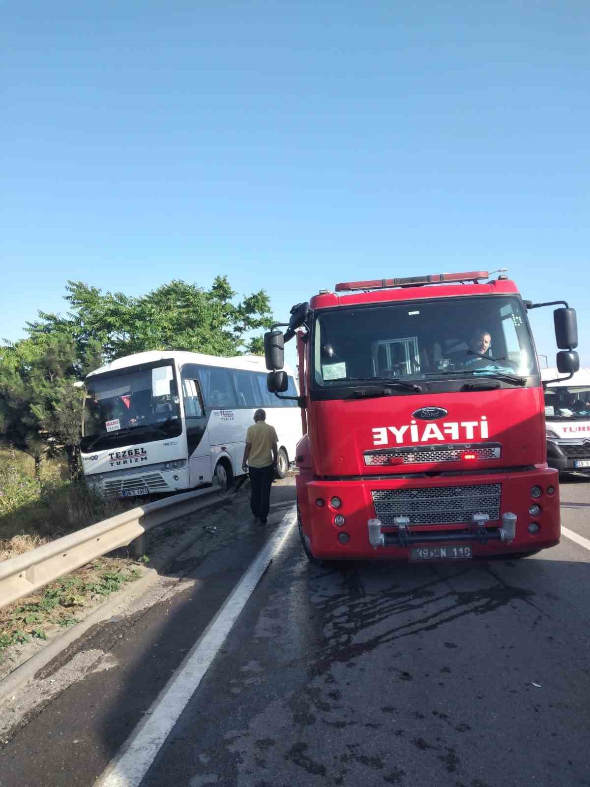 İki kaza yan yana: 8 araç kazaya karıştı, 19 yaralı