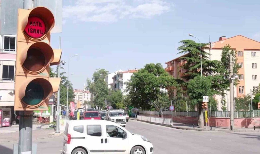 KARAMAN’DA TRAFİĞİN YOĞUN OLDUĞU