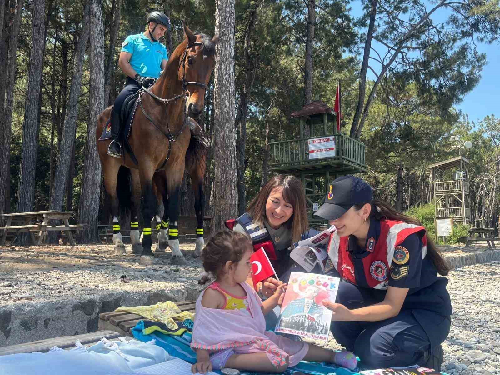 Jandarma Milli Park’ta bilgilendirmede bulundu