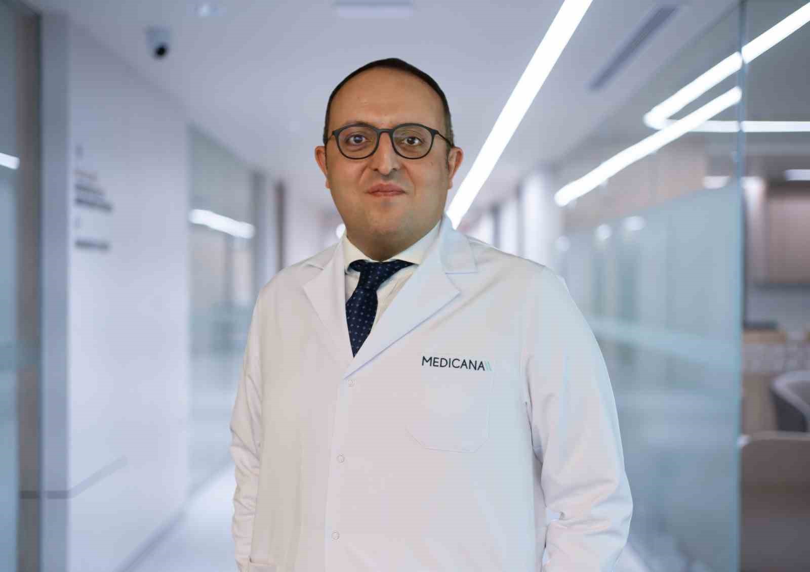 MEDİCANA INTERNATİONAL ANKARA HASTANESİ GASTROENTEROLOJİ UZMANI DOÇ. DR. MUHAMMED FATİH